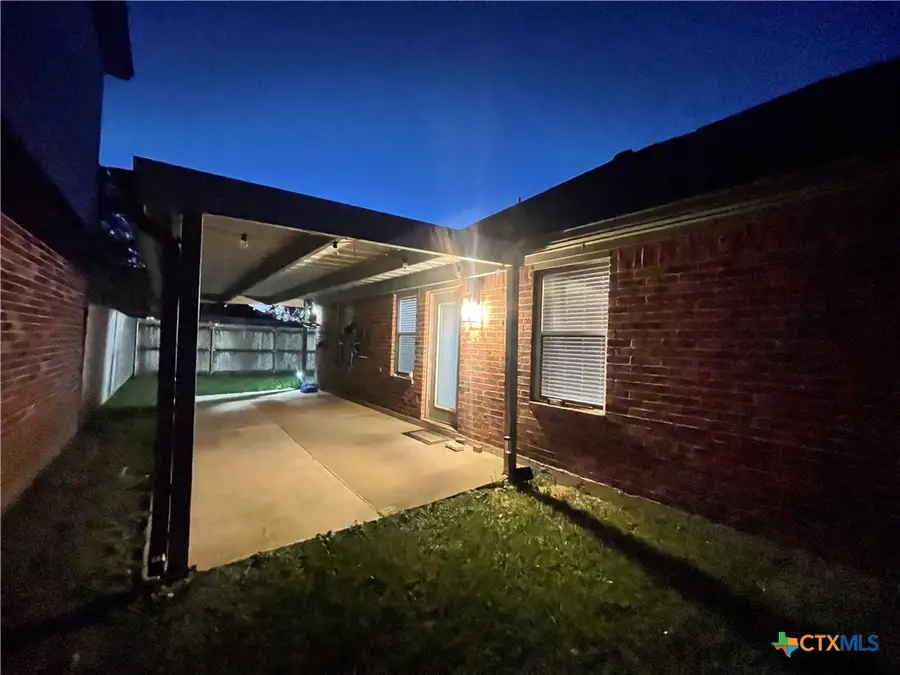 704 Pennsylvania Avenue, Victoria, TX 77904 - Image #3