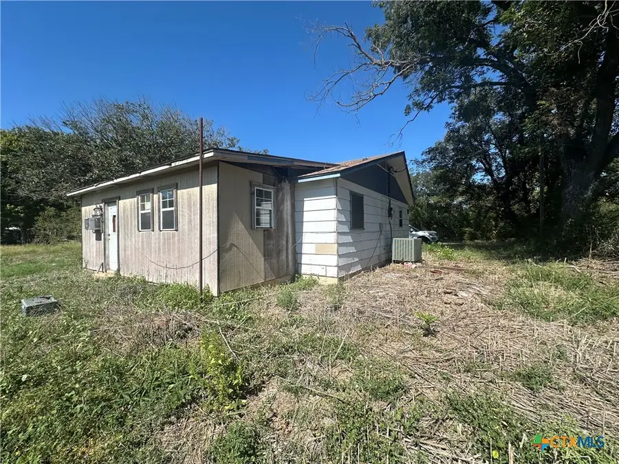 110 Hollis Lane, Gatesville, TX 76528 - Image #3