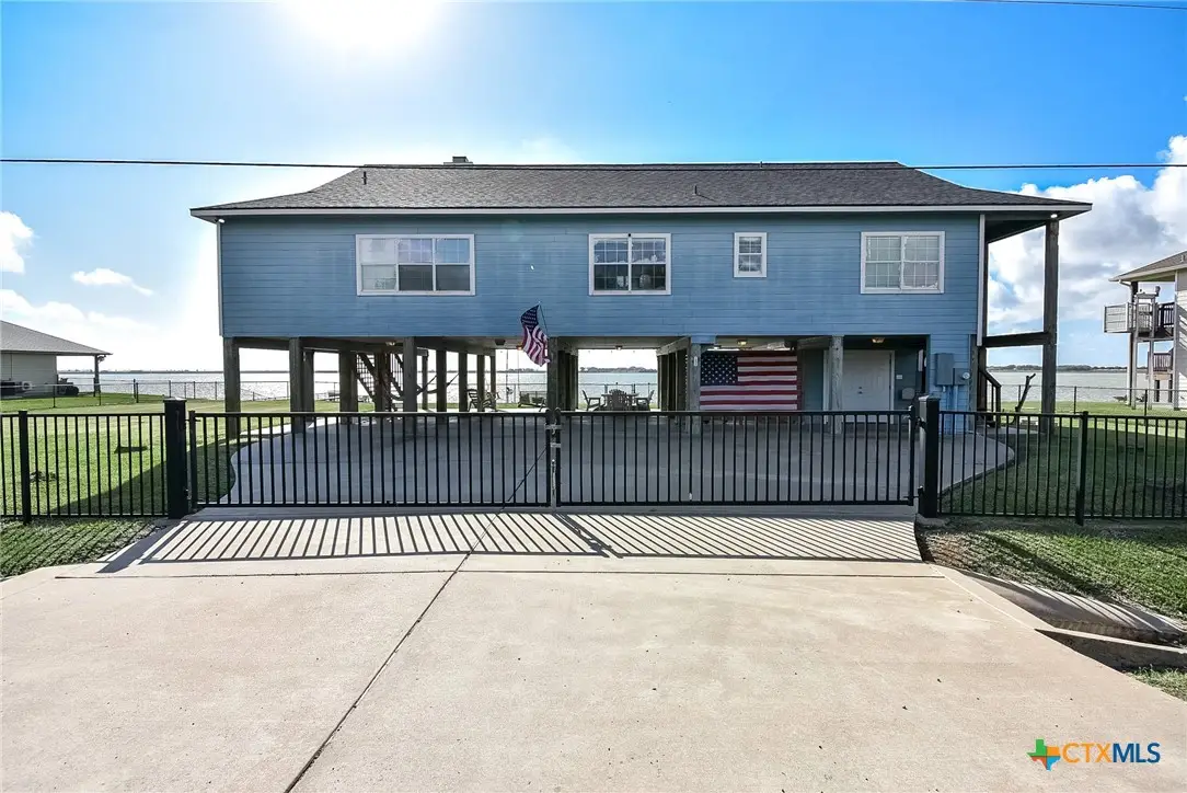 1504 W Bayshore Drive, Palacios, TX 77465 - #1
