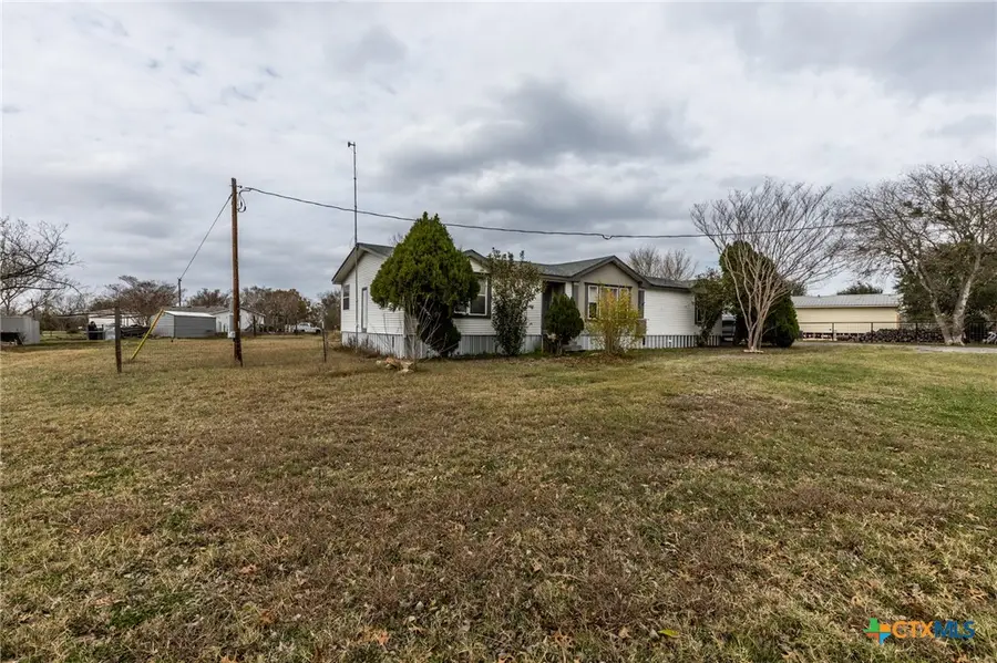 5526 Fm 20, Seguin, TX 78155 - Image #2