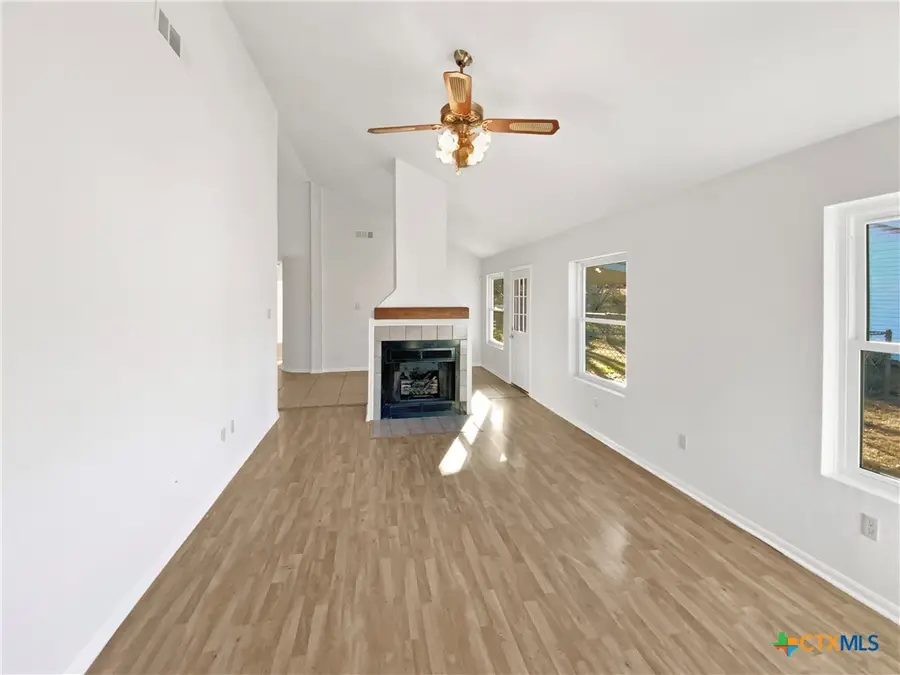 210 Robertstown Road, Copperas Cove, TX 76522 - Image #3