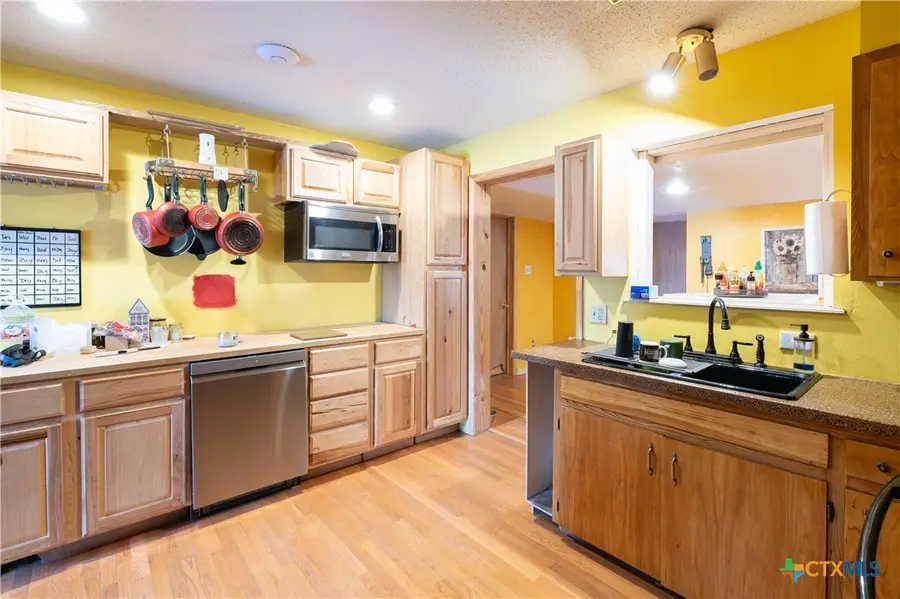 1114 Woodlawn Street, Lockhart, TX 78644 - #2