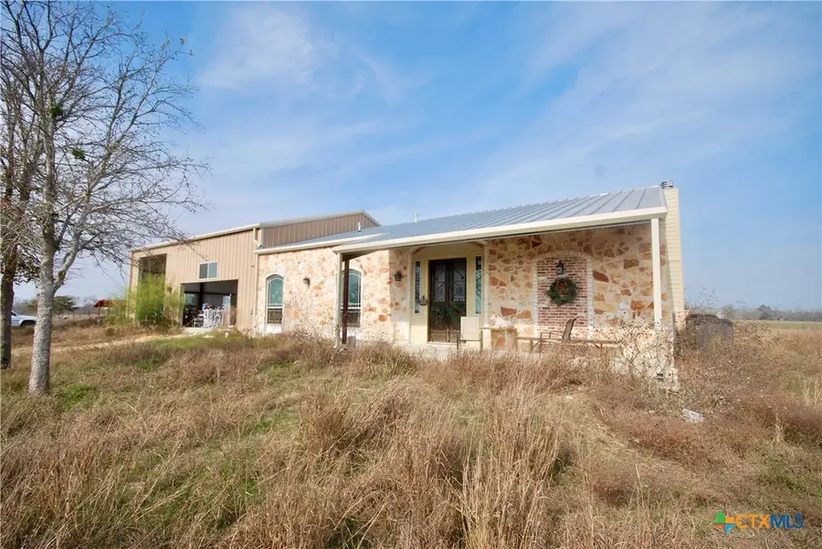 326 County Road 451, Waelder, TX 78959 - Image #3