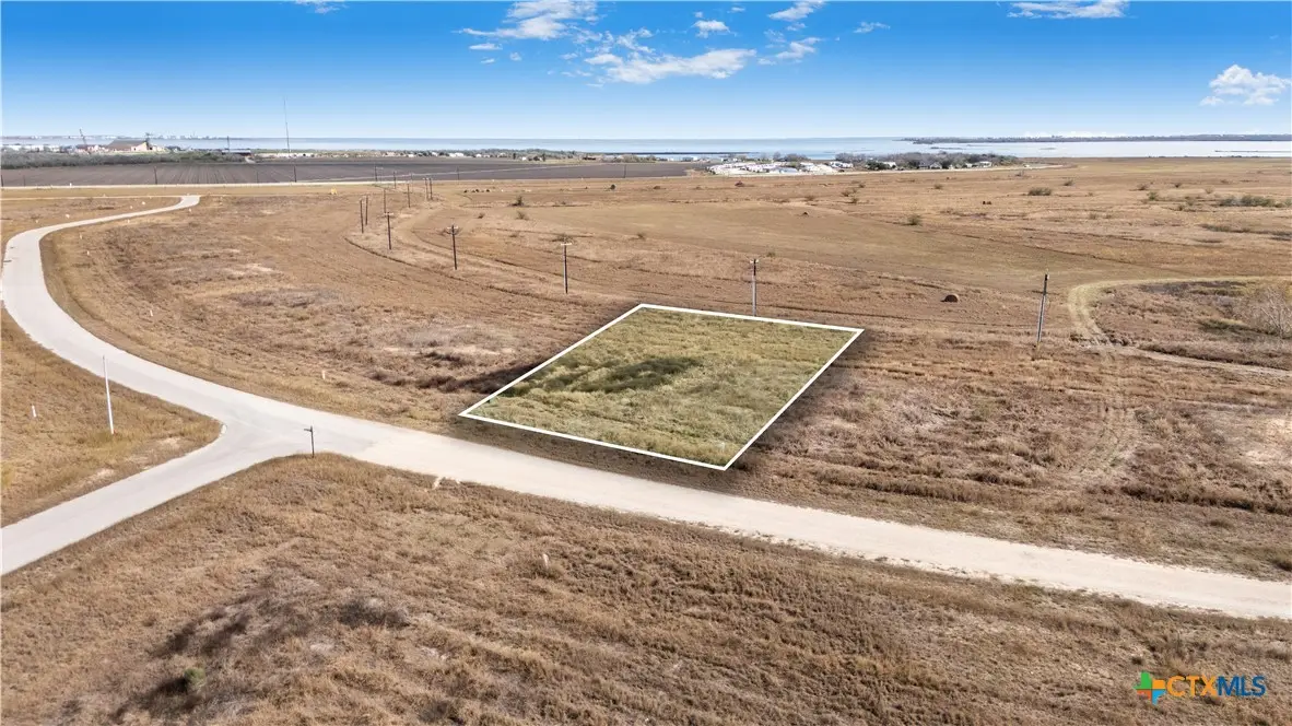 311 Channel Bass Lane, Port Lavaca, TX 77979 - Image #1