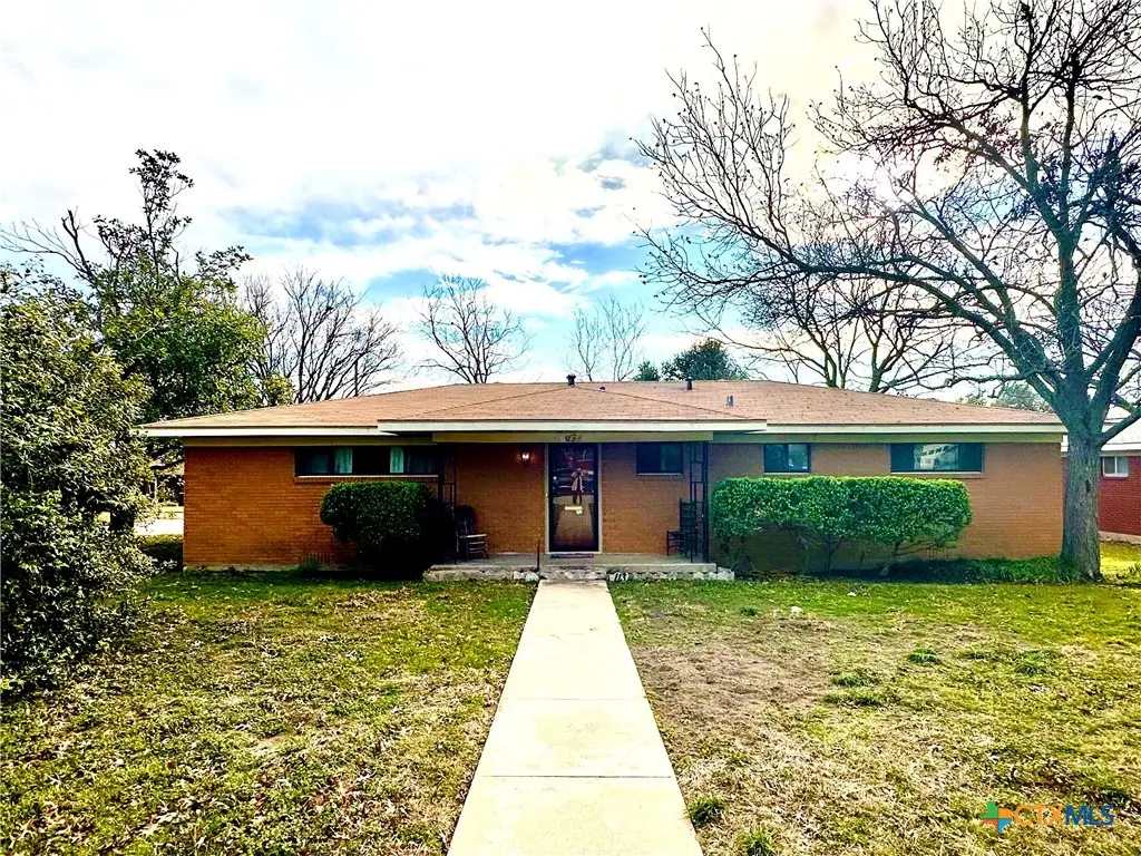 113 E Young Avenue, Temple, TX 76501 - #1