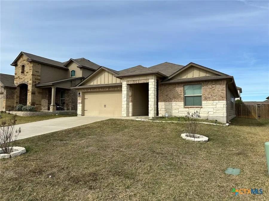 104 Green Jay Drive, Jarrell, TX 76537 - #3