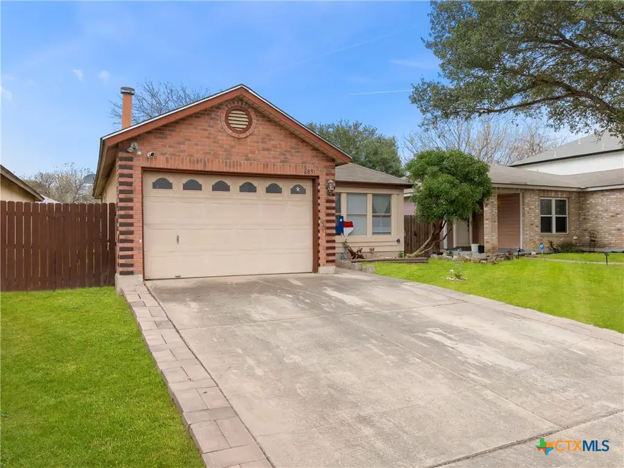 6831 Celes Meadow Drive, Converse, TX 78109 - Image #2