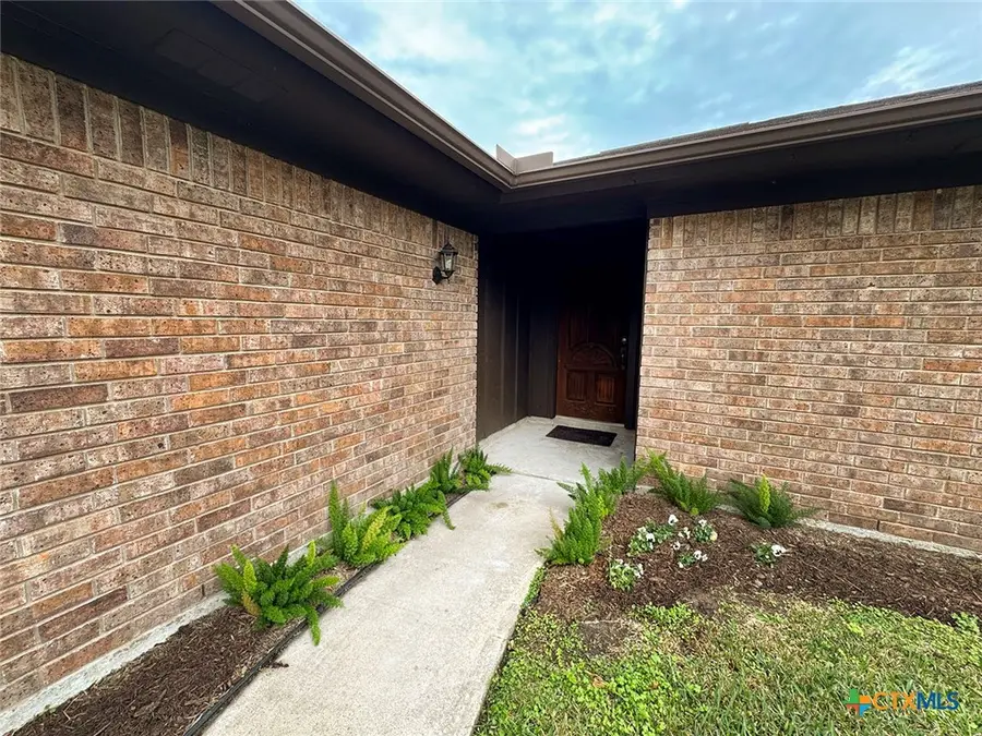 409 Taos Drive, Victoria, TX 77904 - #3