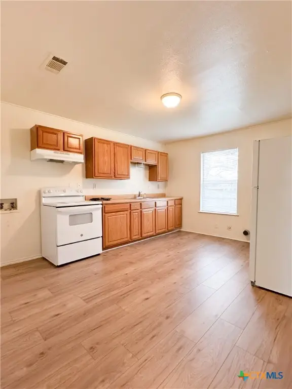 511 W Hallmark Avenue, Killeen, TX 76541 - Image #3