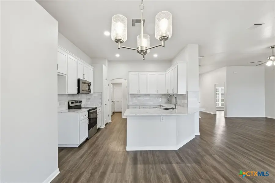 102 Bosque Drive, Hutto, TX 78634 - Image #3