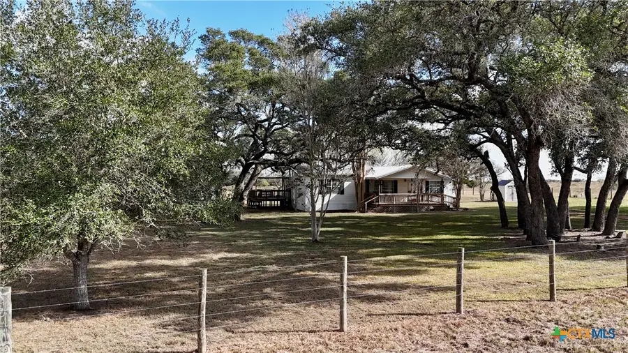 415 County Road 457, Hallettsville, TX 77964 - #2