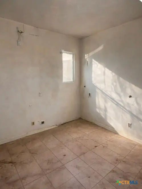 1005 Pine Drive, Killeen, TX 76543 - Image #2