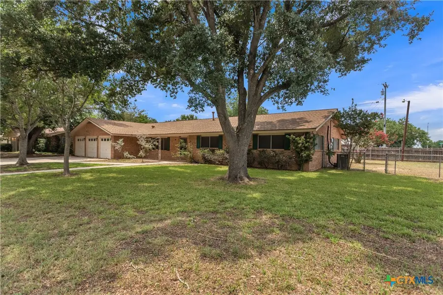 1338 Canary Lane, Seguin, TX 78155 - Image #3