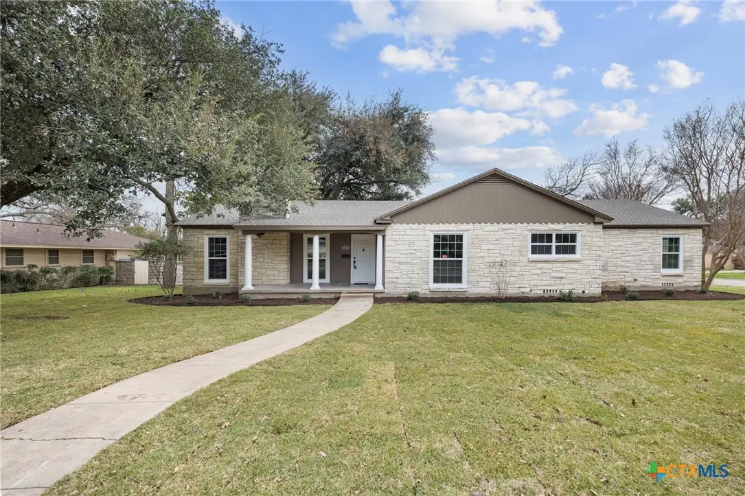 615 W Royal Avenue, Temple, TX 76501 - #1