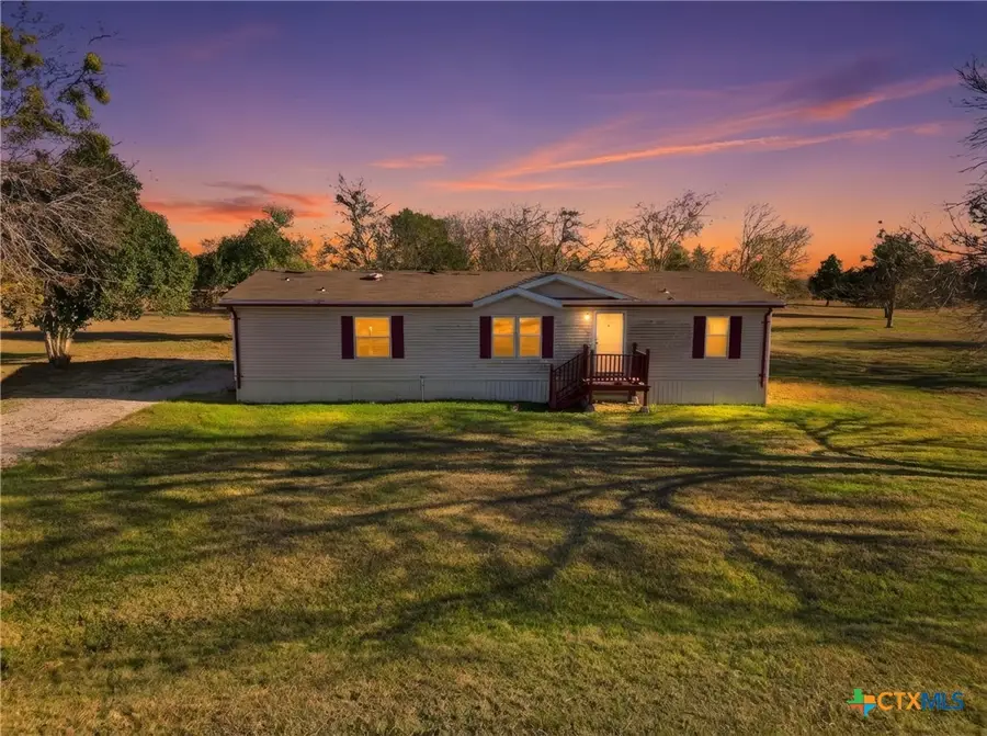 1123 Dunn Street, Yoakum, TX 77995 - #2