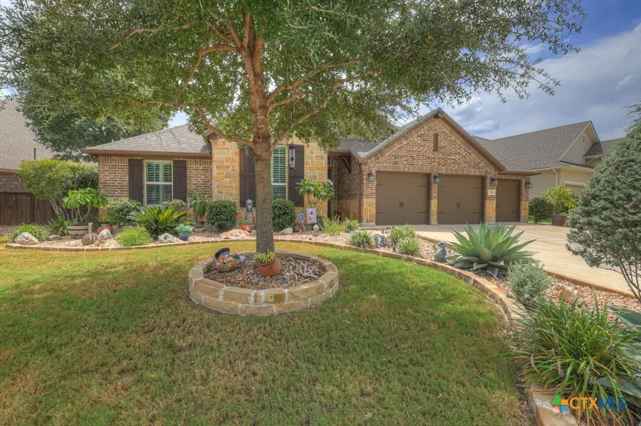 1033 Carriage Loop, New Braunfels, TX 78132 - Image #2