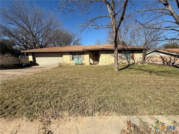 1209 W Avenue A, Lampasas, TX 76550