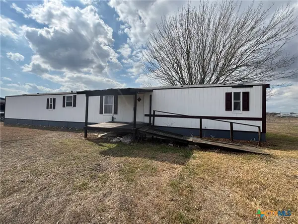 160 Kickapoo Trail, Seguin, TX 78155