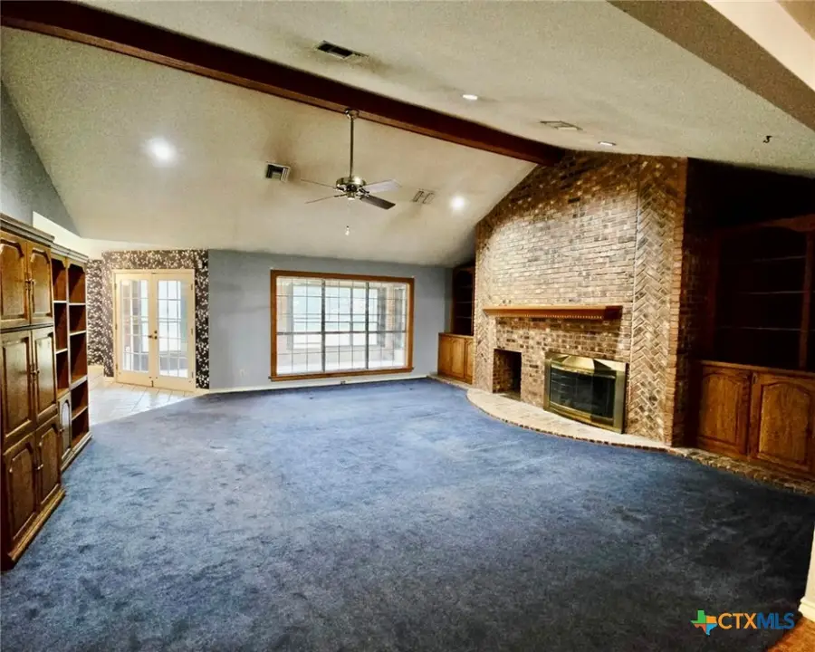 112 Country Lane, Seguin, TX 78155 - Image #2