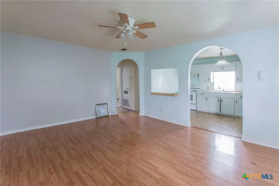 905 S 6th Street, Killeen, TX 76541 - Image #3