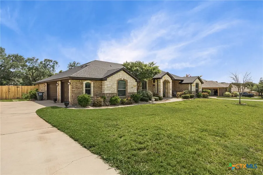 965 Ridgeoak Drive, Belton, TX 76513 - Image #2