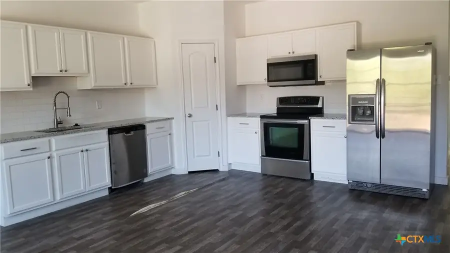 1063 Sleepy Hollow, Spring Branch, TX 78070 - Image #3