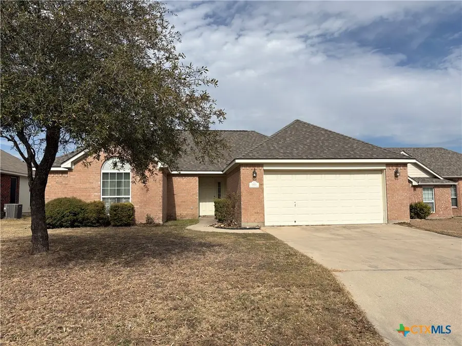 915 Neuberry Cliffe, Temple, TX 76502 - Image #2