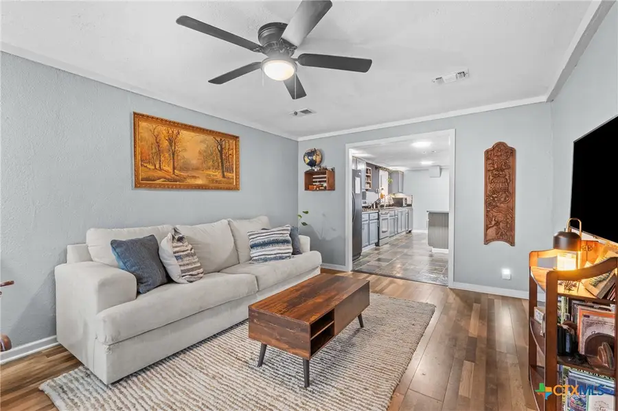 724 Scarbrough Street, Rockdale, TX 76567 - Image #3