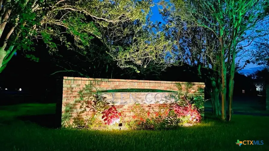 69 S Hampton Drive, Seguin, TX 78155 - Image #2