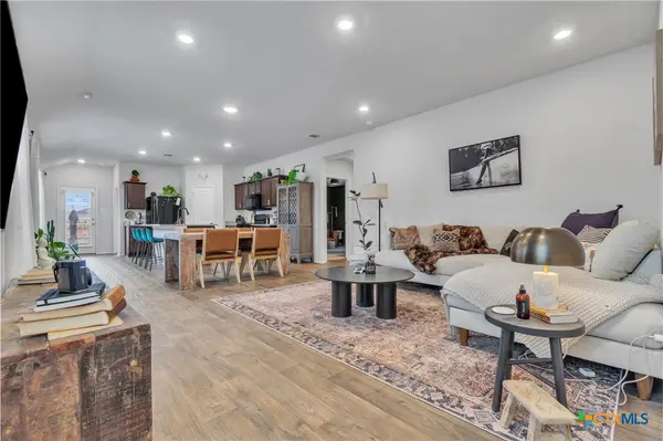 204 Calgary Lane, San Marcos, TX 78666