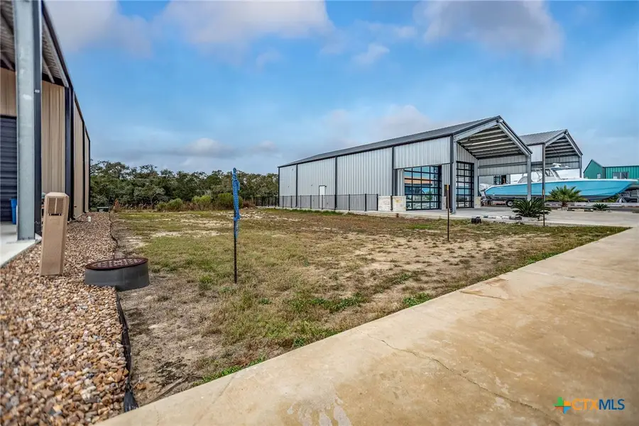 92 Circle Hook, Port Oconnor, TX 77982 - #2
