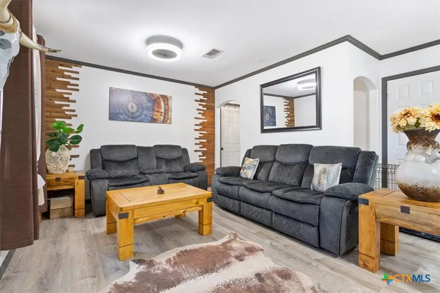 301 Liberty Street, Gatesville, TX 76528 - #2