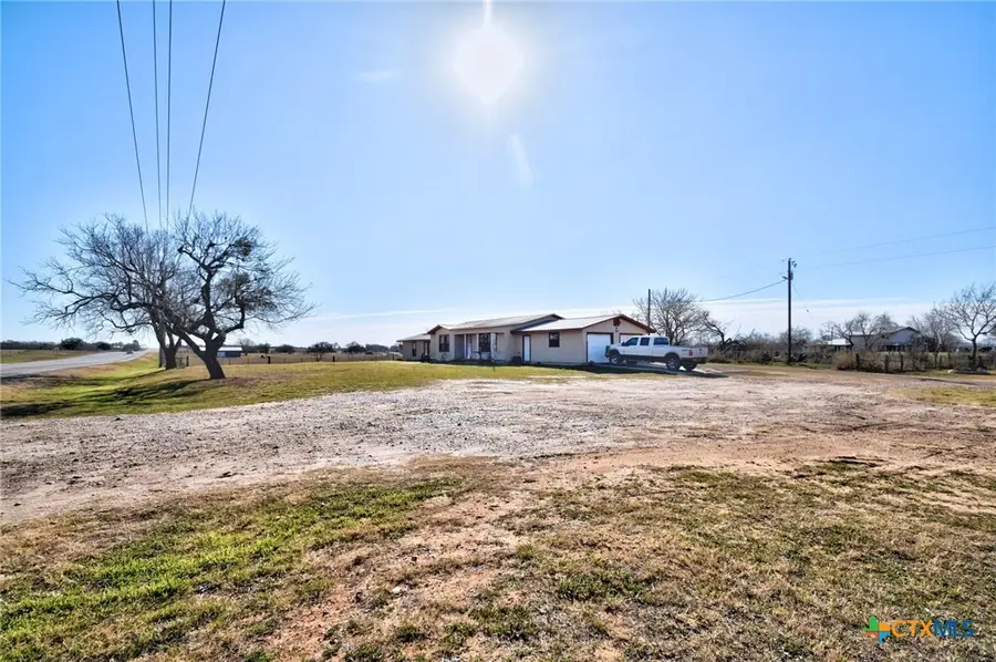 1017 Us Highway 87, Smiley, TX 78159 - Image #2