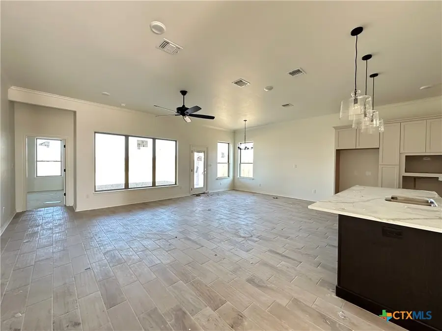 914 Alice Circle, Temple, TX 76502 - #3