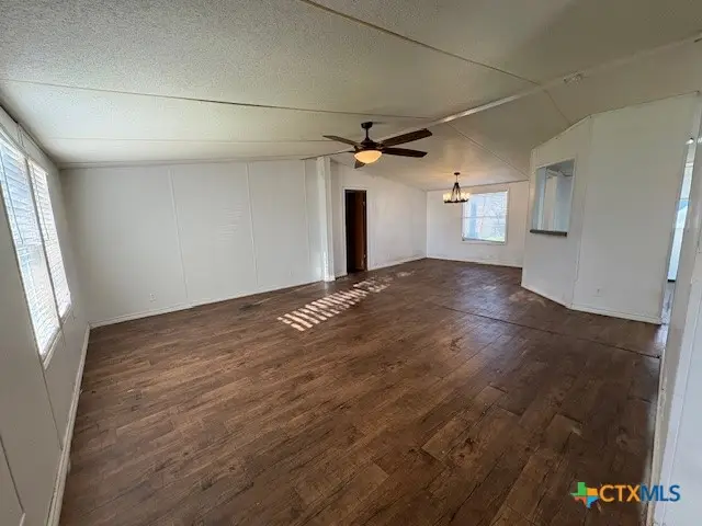 590 Lee Street, Victoria, TX 77905 - #3