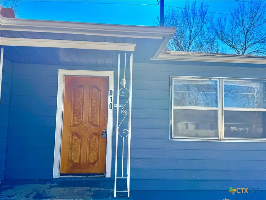 910 Leonhard Street, Copperas Cove, TX 76522 - #3