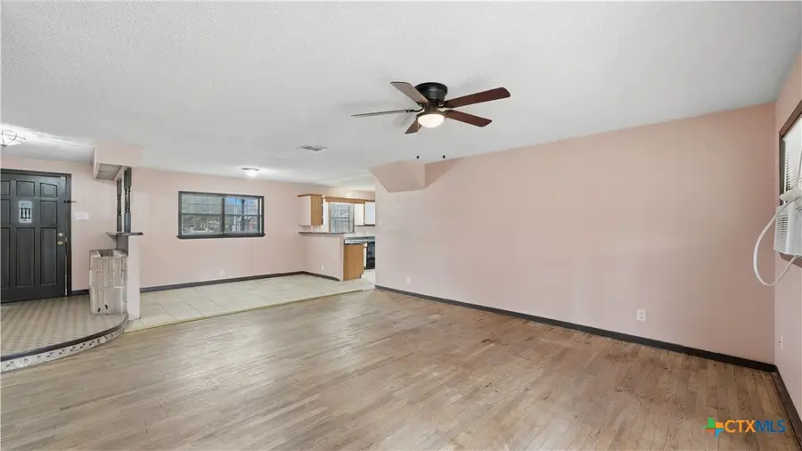 1321 Quail Lane, Seguin, TX 78155 - Image #2