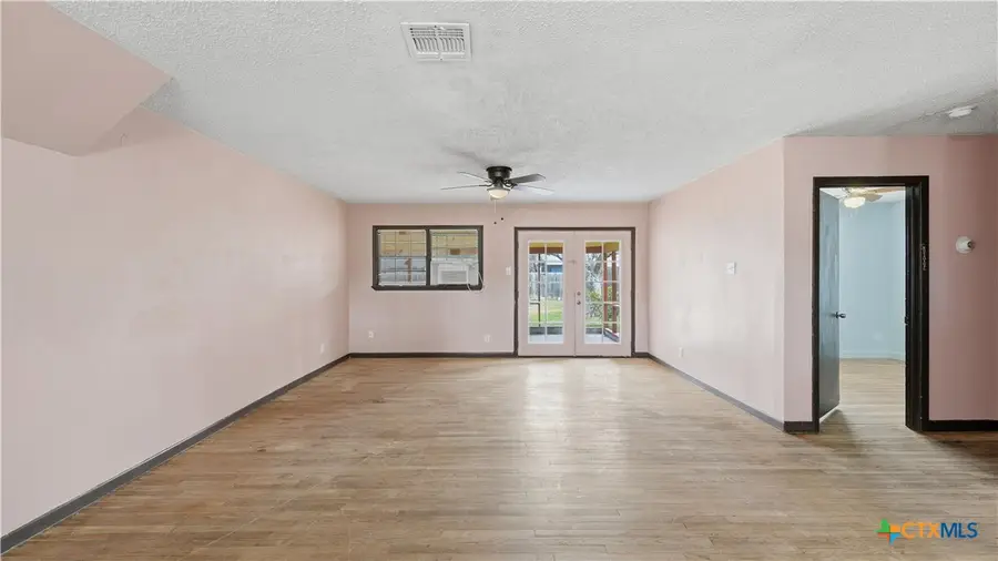 1321 Quail Lane, Seguin, TX 78155 - Image #3