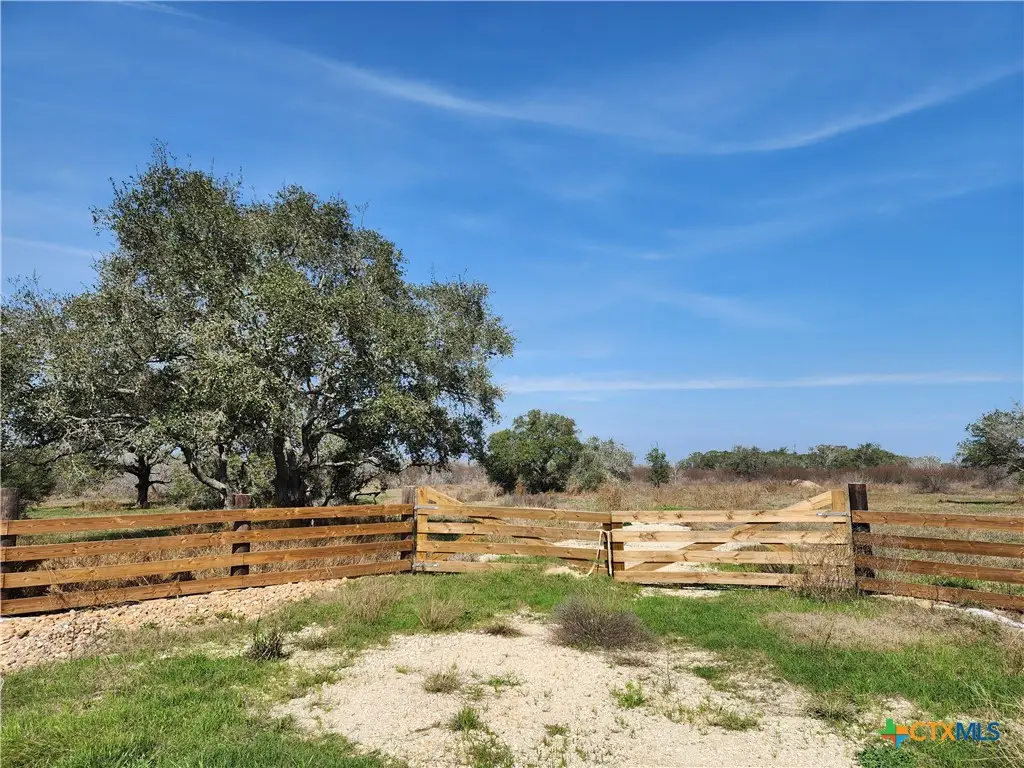 220 Quail Run Trail, Fannin, TX 77960 - #1