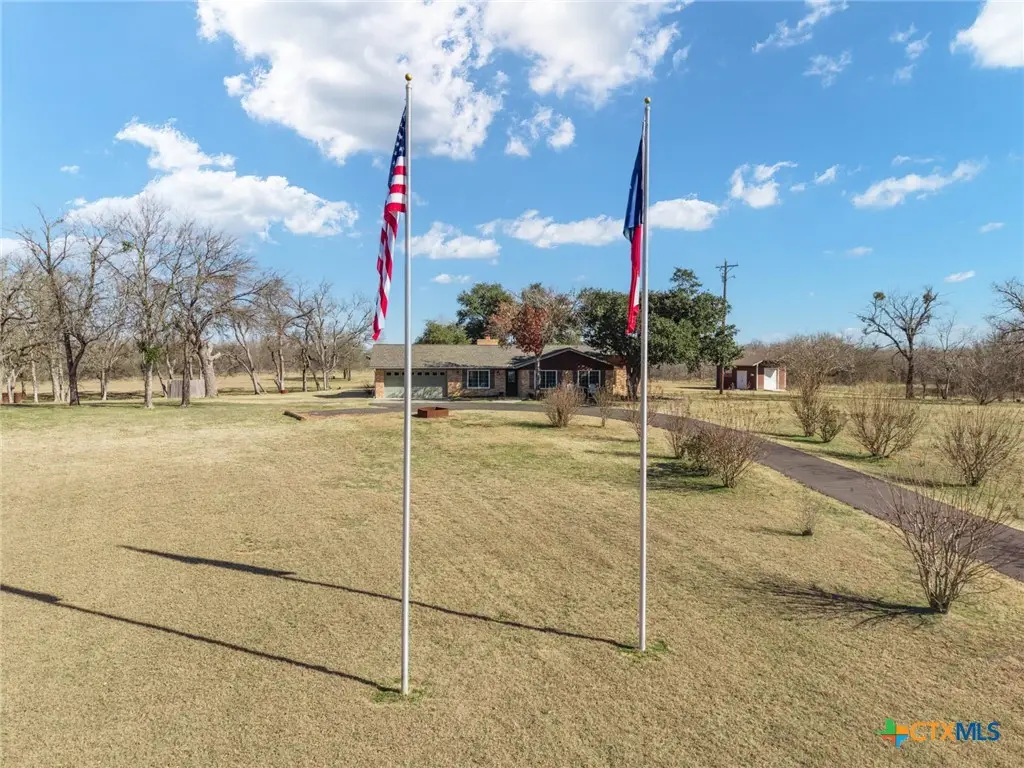 2443 S Highway 36, Cameron, TX 76520 - Image #1