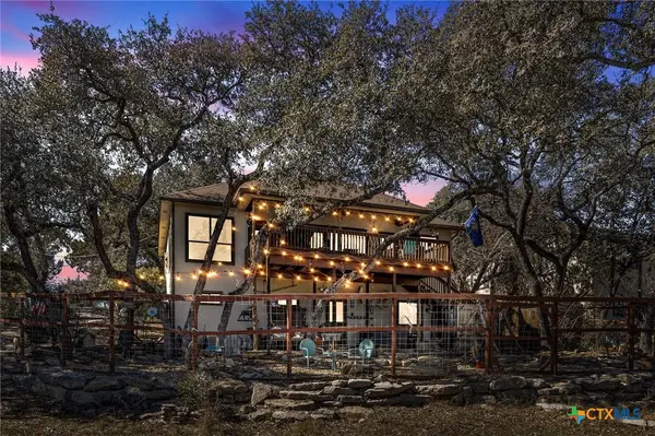 175 Lorne Road, Canyon Lake, TX 78133