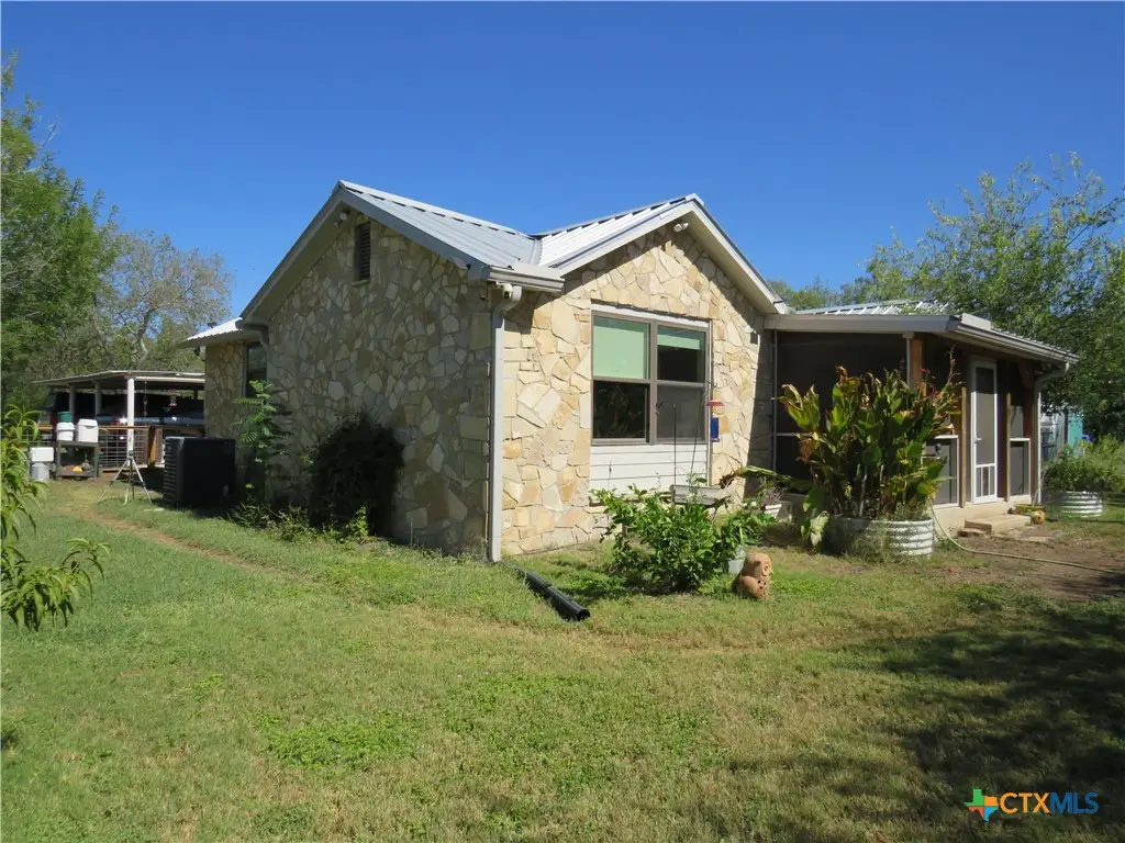 1884 Us Highway 90 Highway, Uvalde, TX 78801 - #1