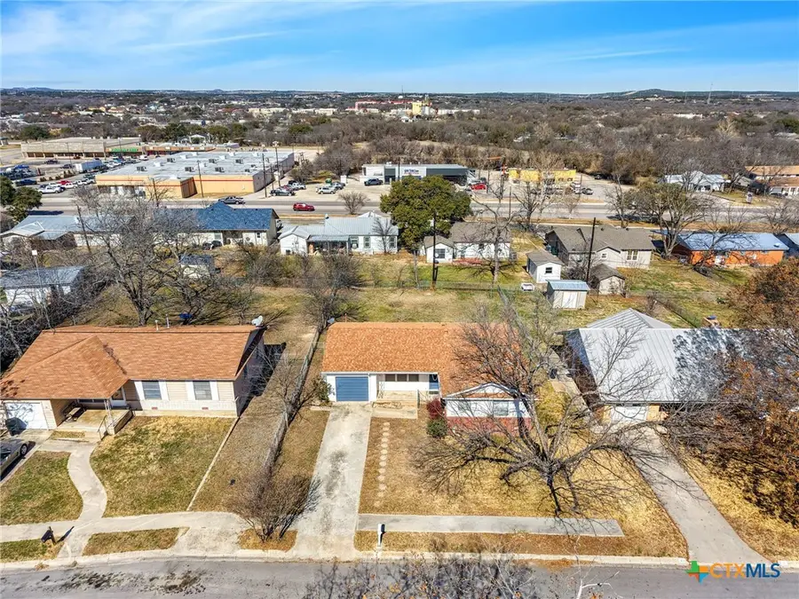 11 Bellaire Avenue, Lampasas, TX 76550 - #2