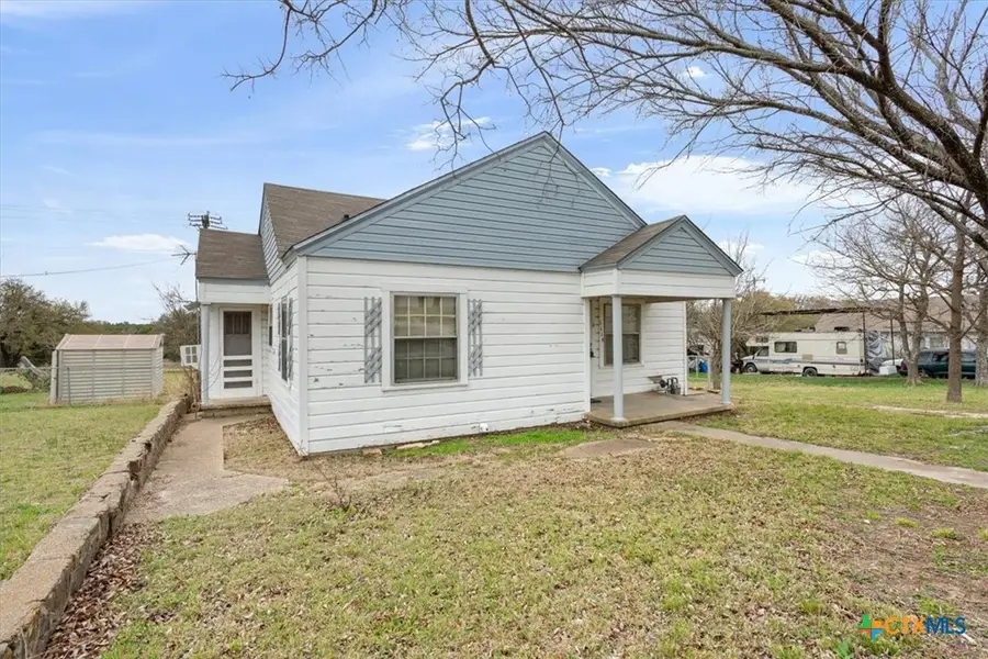 1118 W Main Street, Gatesville, TX 76528 - #2