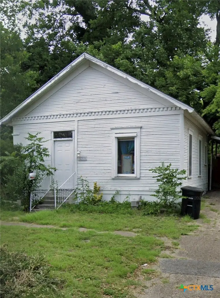 1303 S 13 Street, Temple, TX 76504 - #2