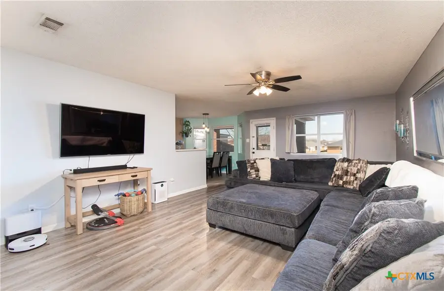 4305 Beach Ball Drive, Killeen, TX 76549 - #3