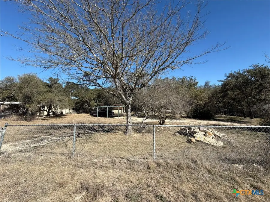 618 W Clark Street, Canyon Lake, TX 78133 - #2