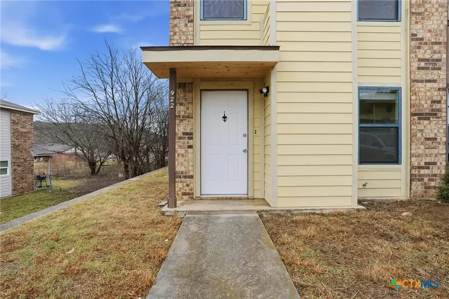 922 N 7th Street, Copperas Cove, TX 76522 - #3