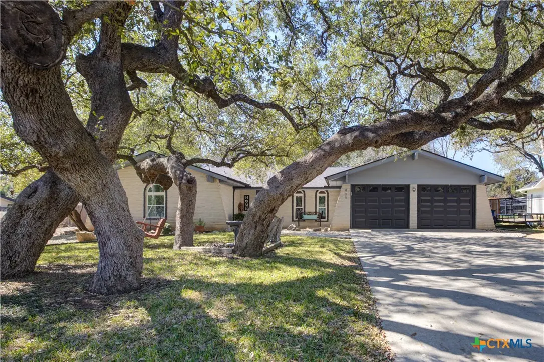 409 Oakwood Boulevard, New Braunfels, TX 78130 - #1