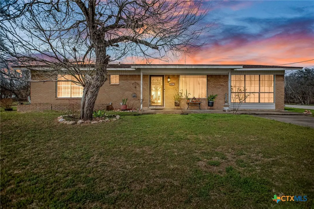 207 Williams, Tivoli, TX 77990 - #1